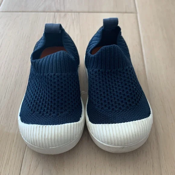 Cat & Jack
Toddler Corey Slip-On Sneakers - Picture 2 of 6